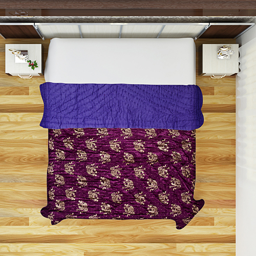 Hathi Print Wi Ne Satin Quilt Size: Full