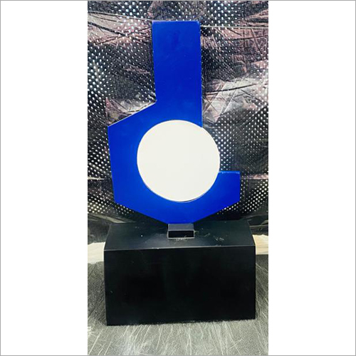 स्मूथ एमडीएफ ट्रॉफी