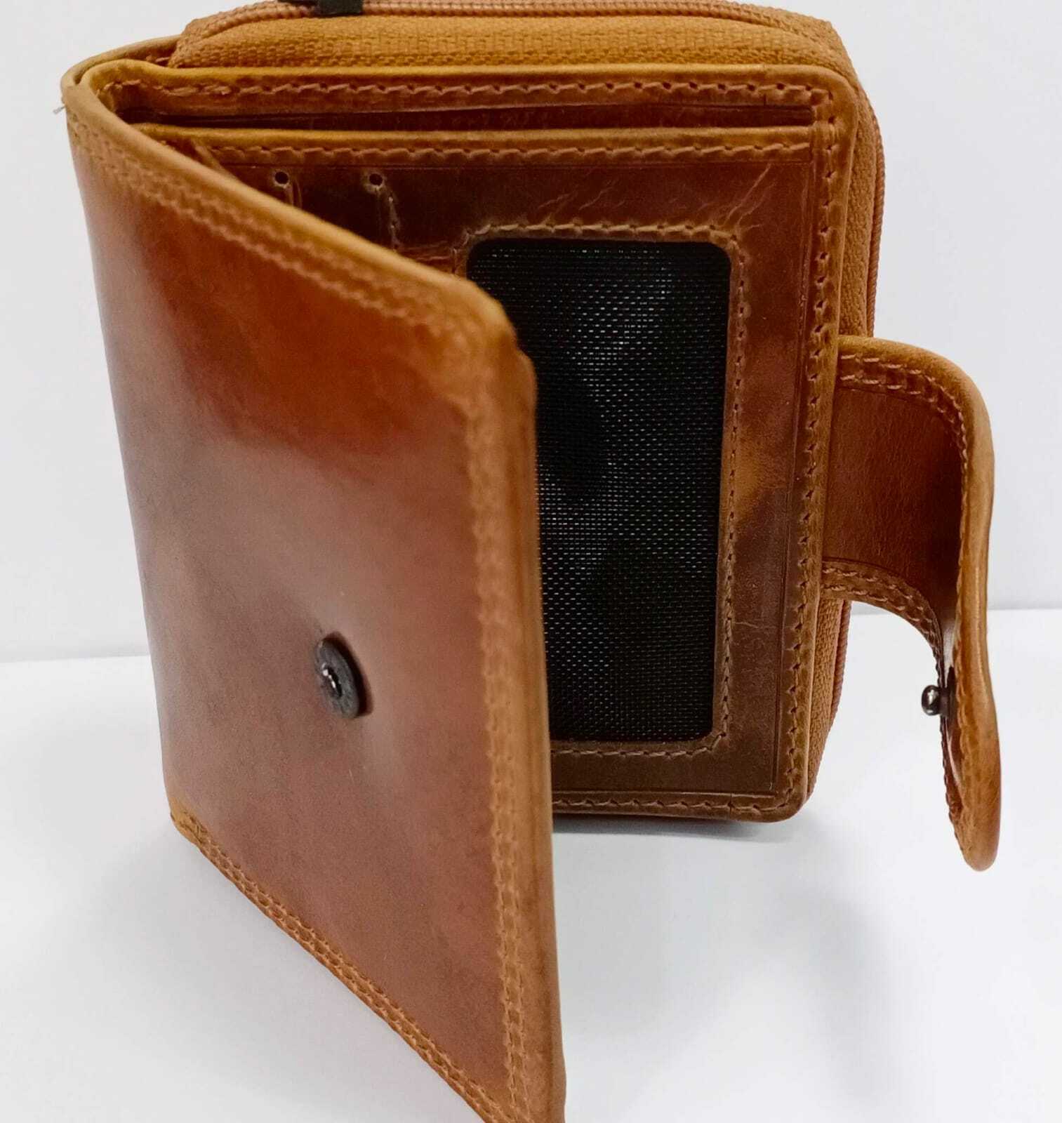 Tan Ladies Leather Purses