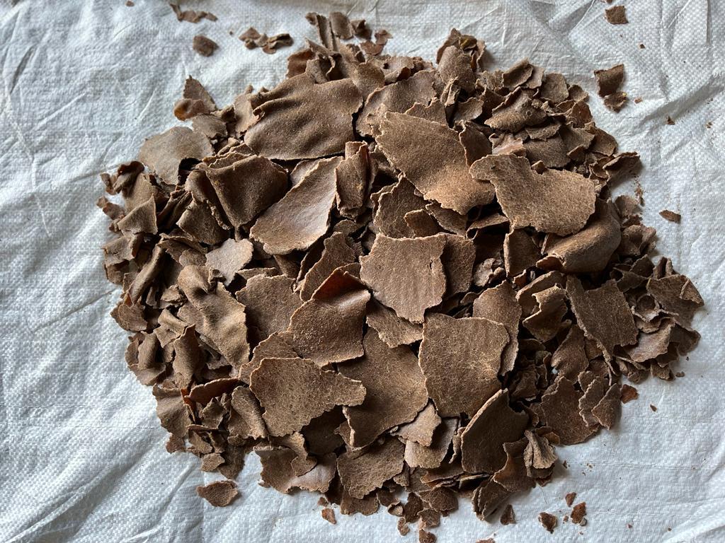 Groundnut Oil Cake - Color: Pink Brown