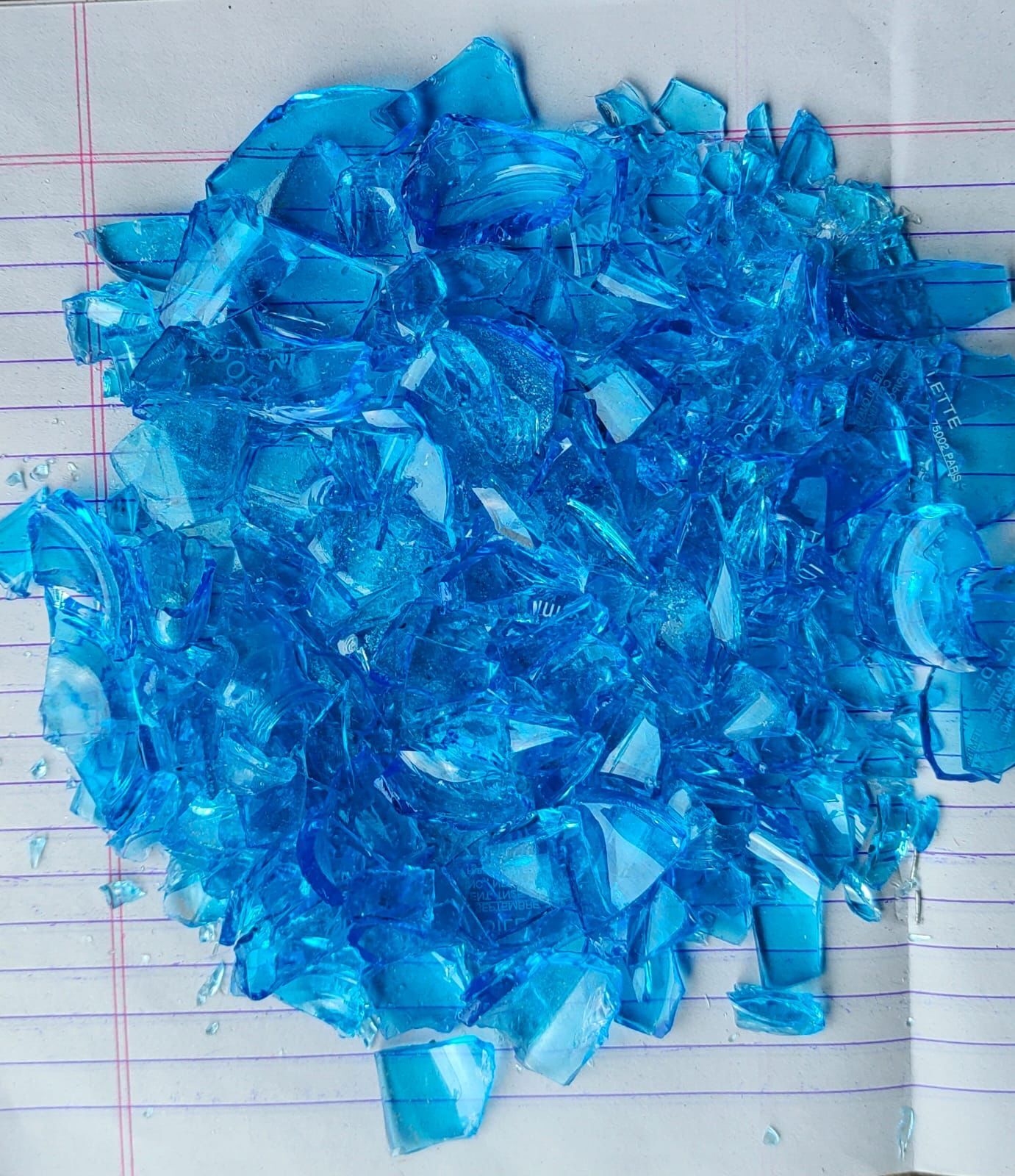 Marble Red Color Recycling Crushed Crumb Glass Chips With Supper Glossy Shinny