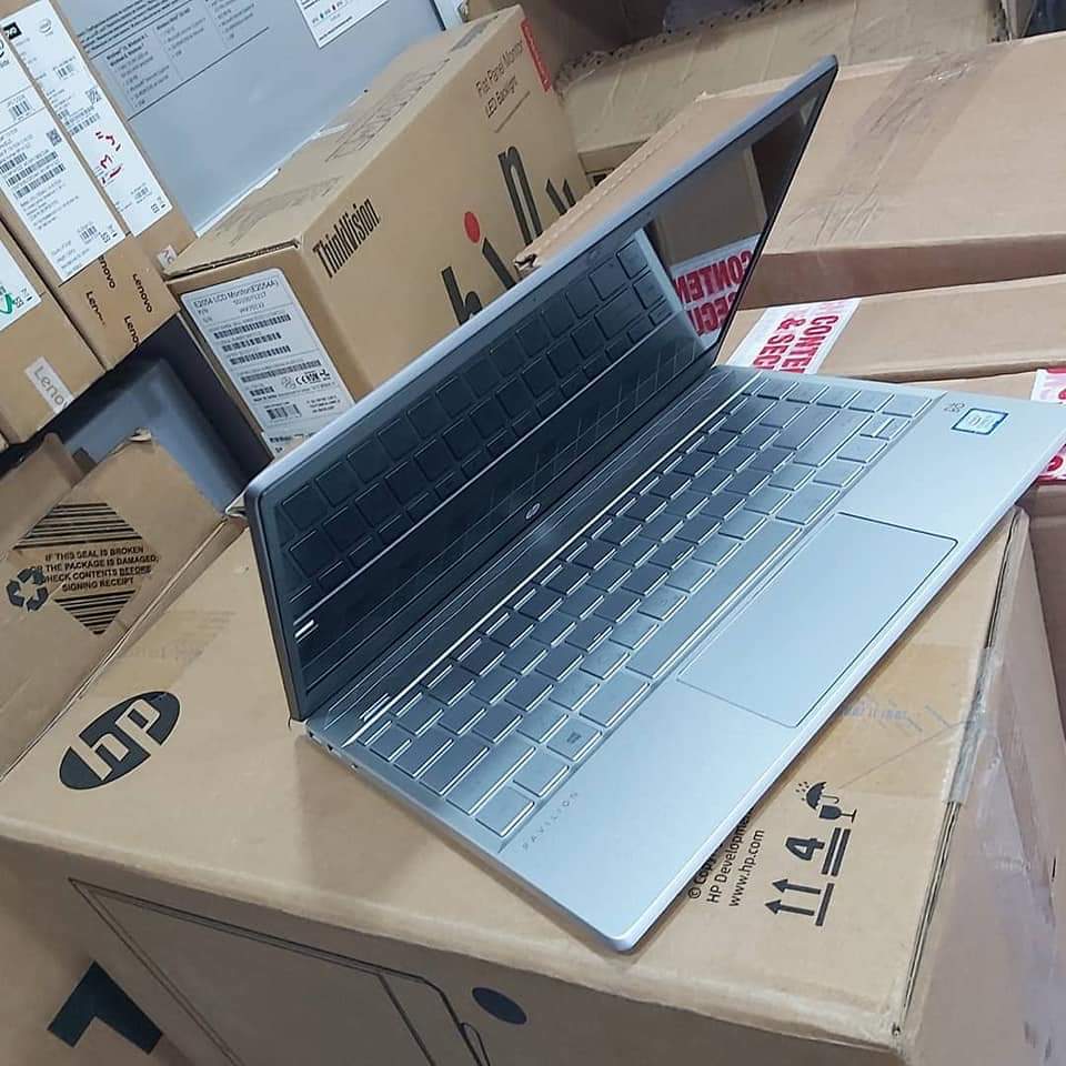 Bulk Stock Available Of Used Computer Laptops In Large Stock / Clean Used Laptop For Sale At Wholesale Prices