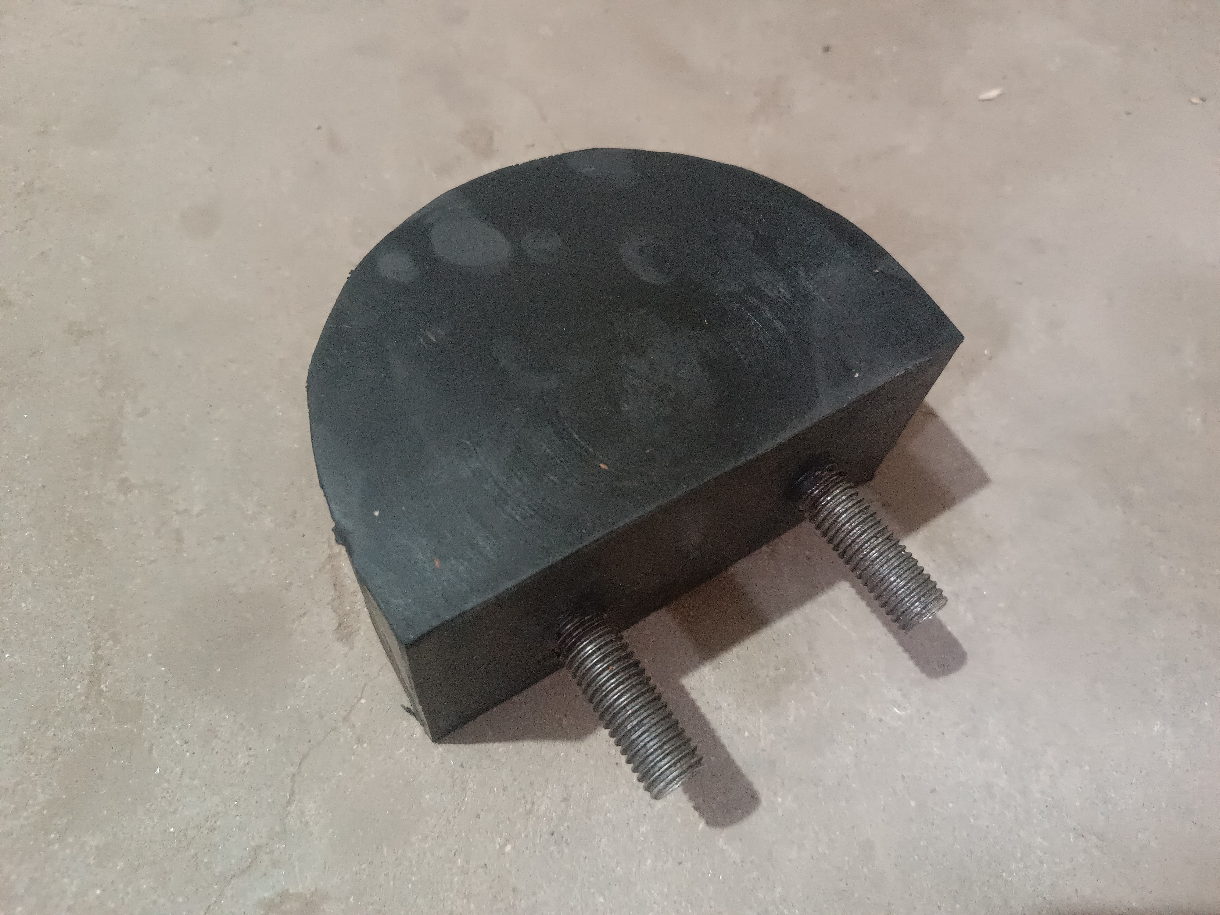 Crane Buffer - Rubber, 2x2 & 4x4 Inches | Black, M8 Thread Size, 30mm Height, -40 To 100°c Operating Temperature