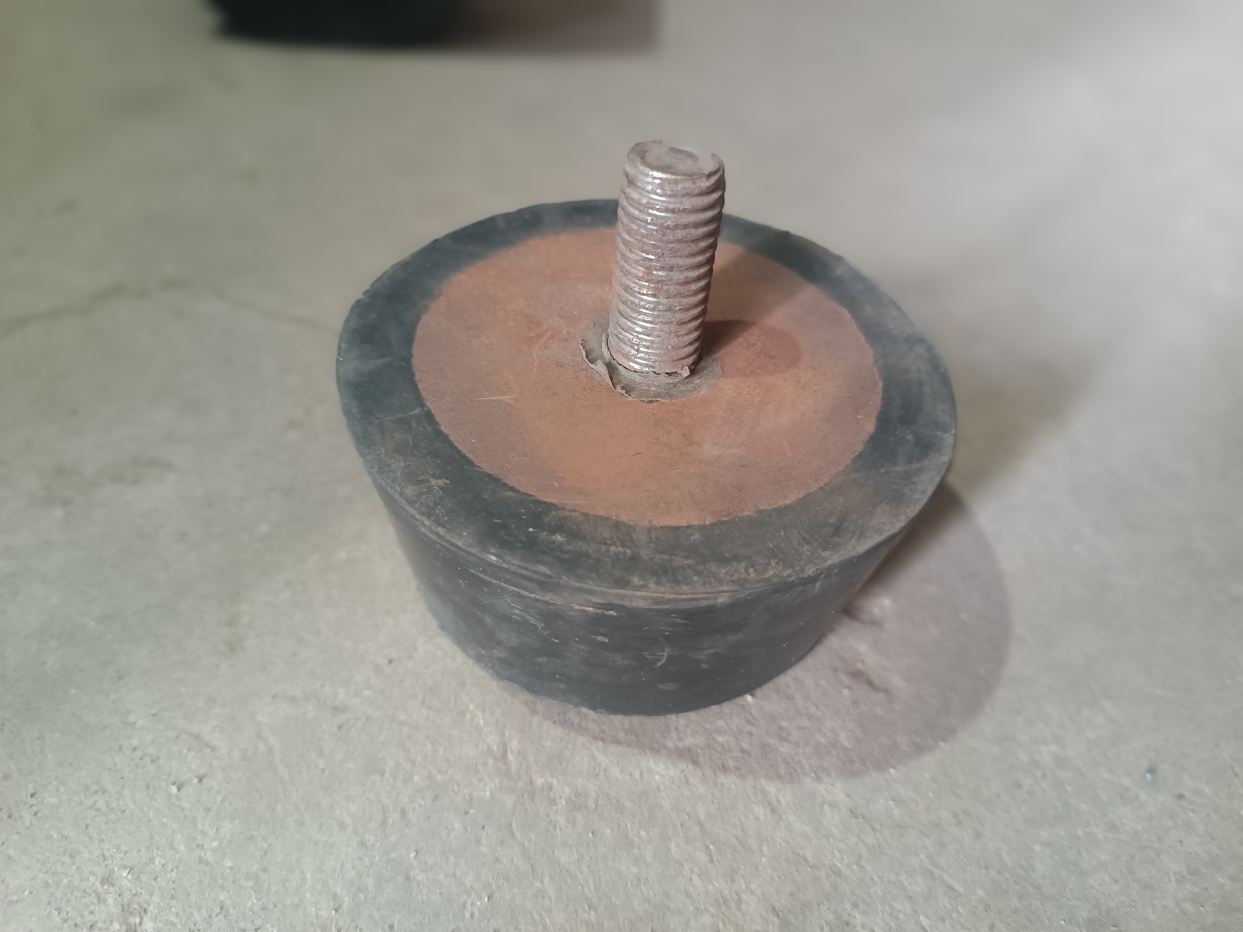 Crane Buffer - Rubber, 2x2 & 4x4 Inches | Black, M8 Thread Size, 30mm Height, -40 To 100°c Operating Temperature