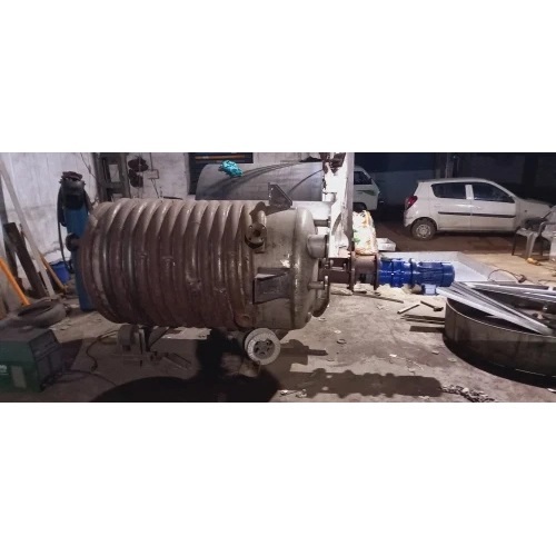 Stainless Steel Jacketed Reactor - 500-40000 Liter Capacity | Silver, Chemical Processing Solution