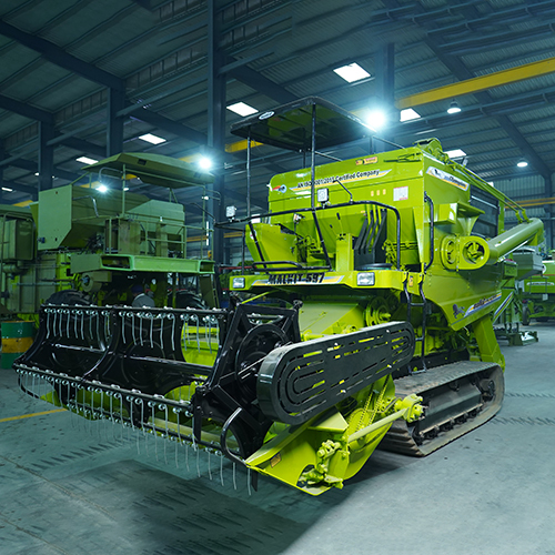 Malkit 597 Champion Track Harvester - Capacity: 980 Kg/hr