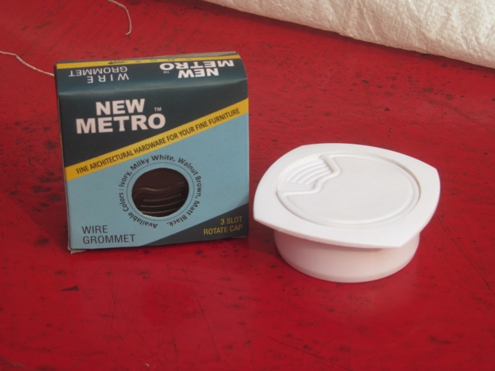 Cable Manager - Rigid Hips Material, Round Shaping Mode, Walnut Brown Finish | Vibrant Colors, Custom Sizes, Vibration Absorption, Ideal For Electronics