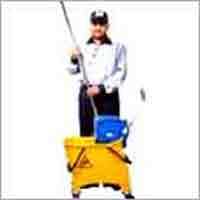 हाउसकीपिंग सेवाएं