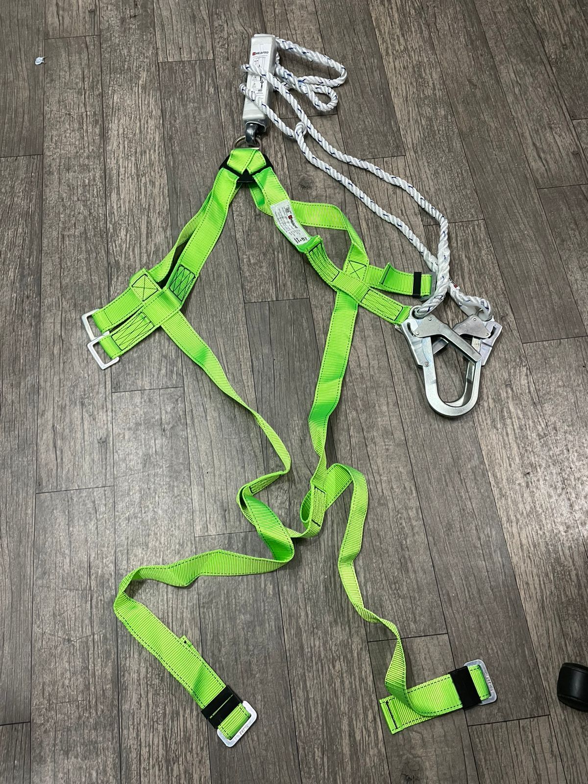 Safety Belt - Natural & Synthetic Fibers, Customized Size , Unisex Modern Style, Easy To Wear With Optimum Strength And Excellent Finish