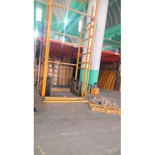 Stainless Steel Hydraulic Goods Lift