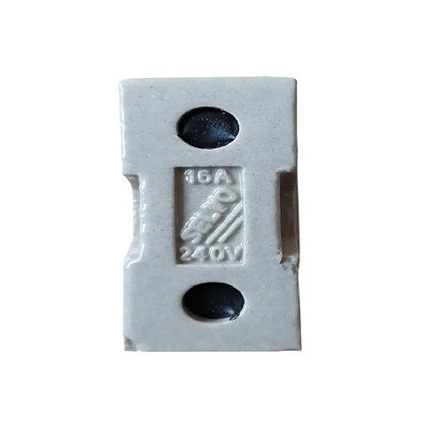 White Selvo 16 Amp 240 Volts Porcelain Fuse Unit