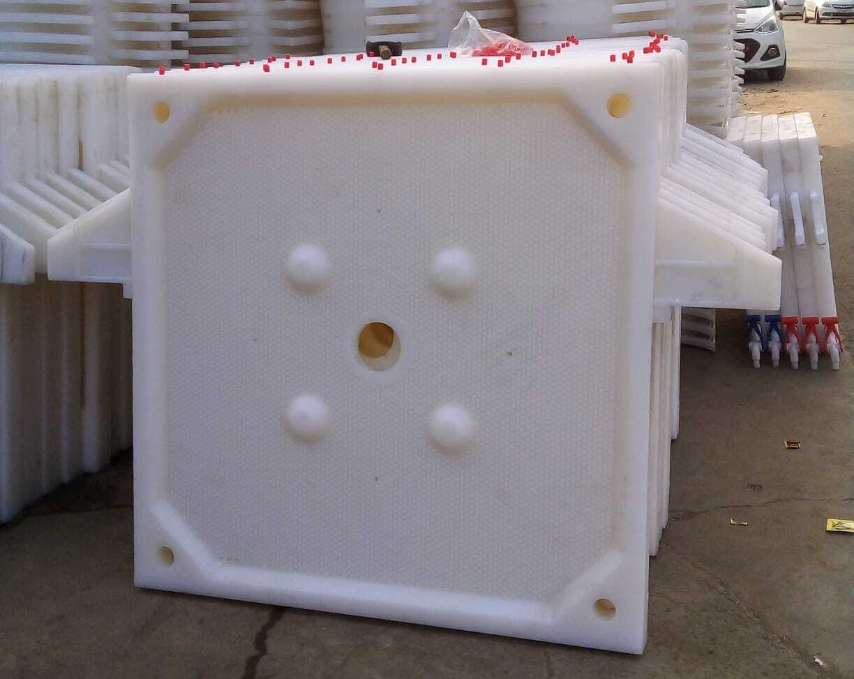 Pp Filter Plates - 75mm Thickness, Customized Size, Square White Design | Industrial Use, Non-automatic, Non-computerized