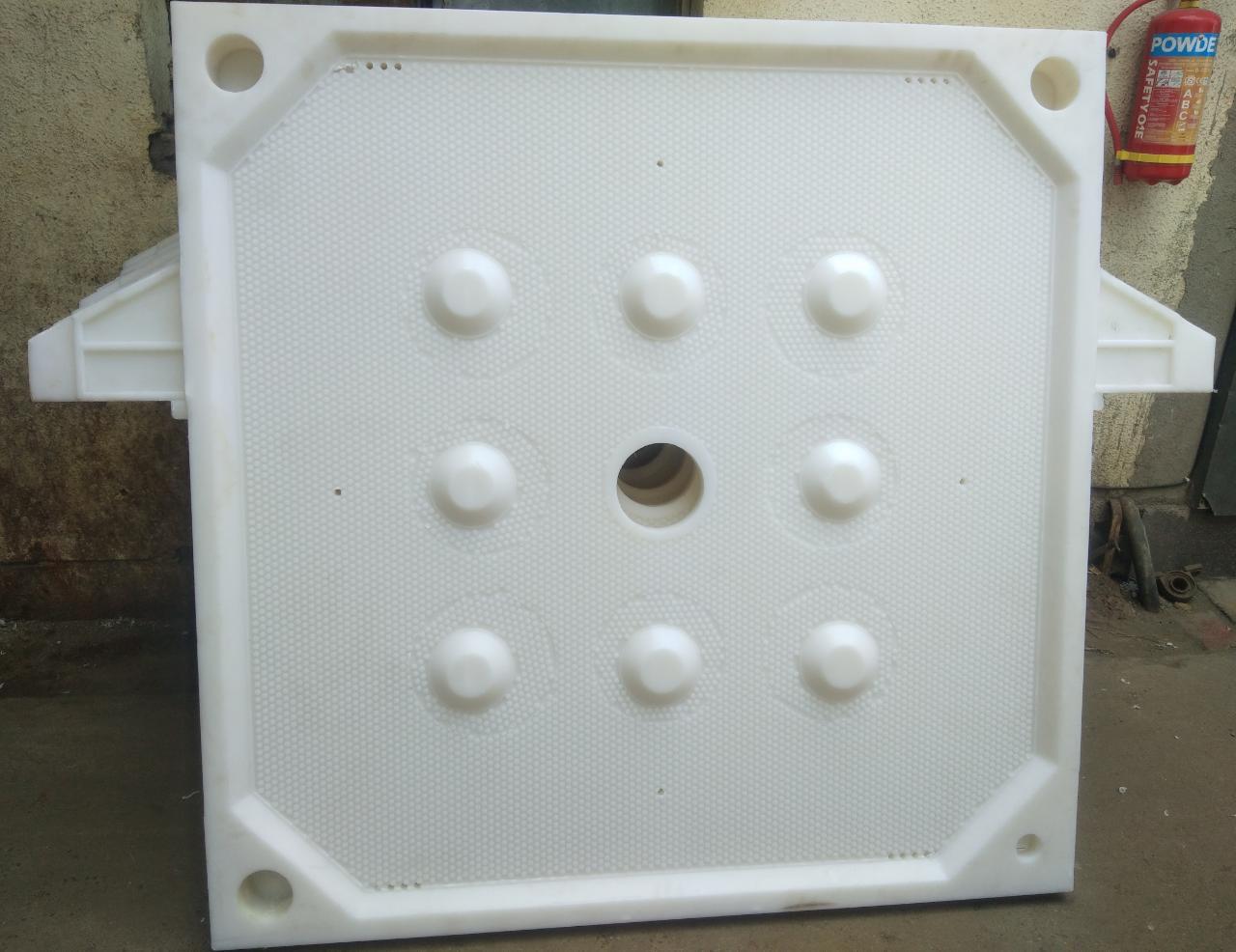 Pp Filter Plates - 75mm Thickness, Customized Size, Square White Design | Industrial Use, Non-automatic, Non-computerized
