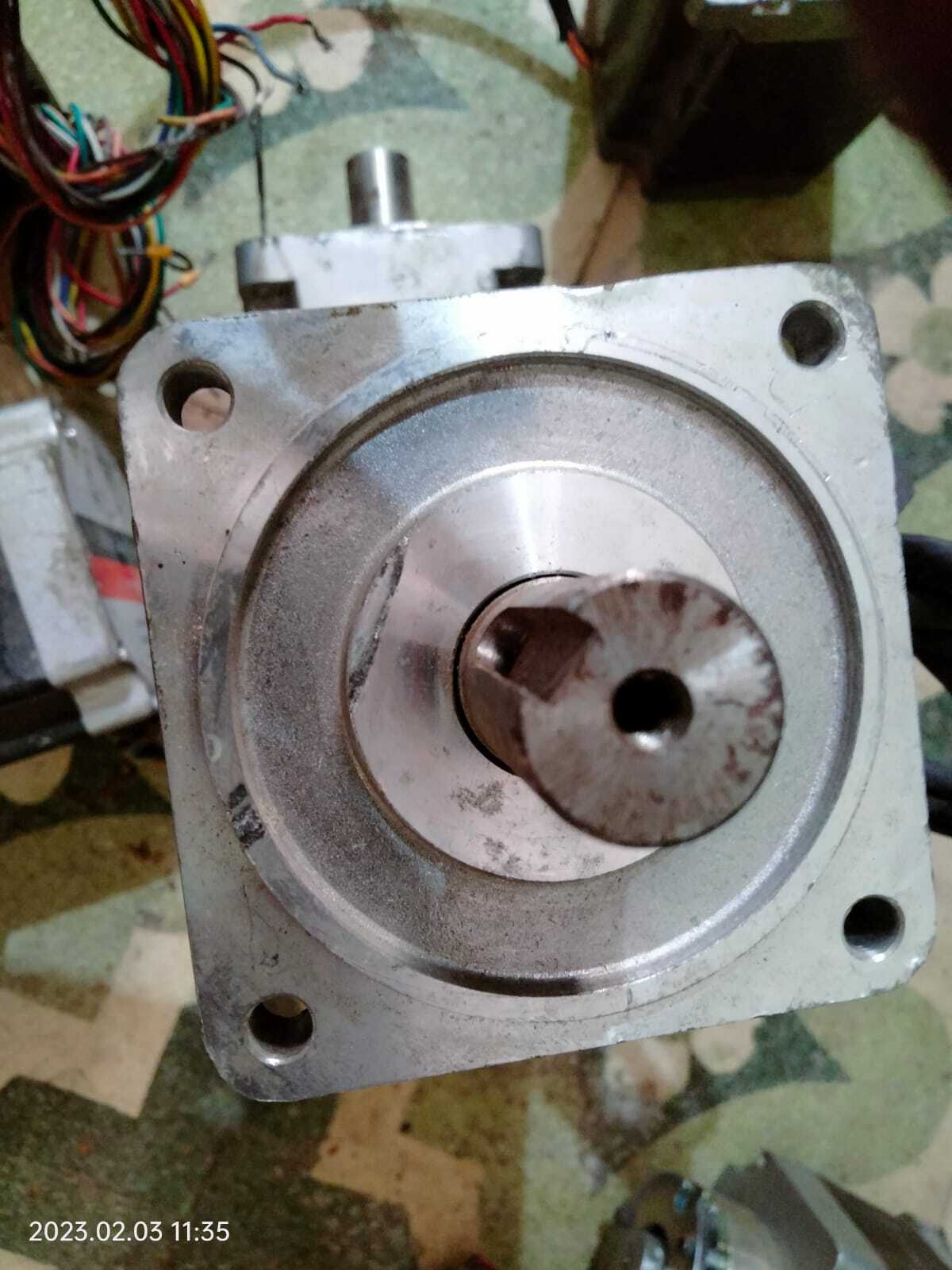 6 Servo Motor - Aluminum, 200x100x150mm, 400w, 200-230vac, 1.3a | Durable Design, Easy Installation, Efficient Operation, High Performance, Precise Control, Linear And Rotary Motion