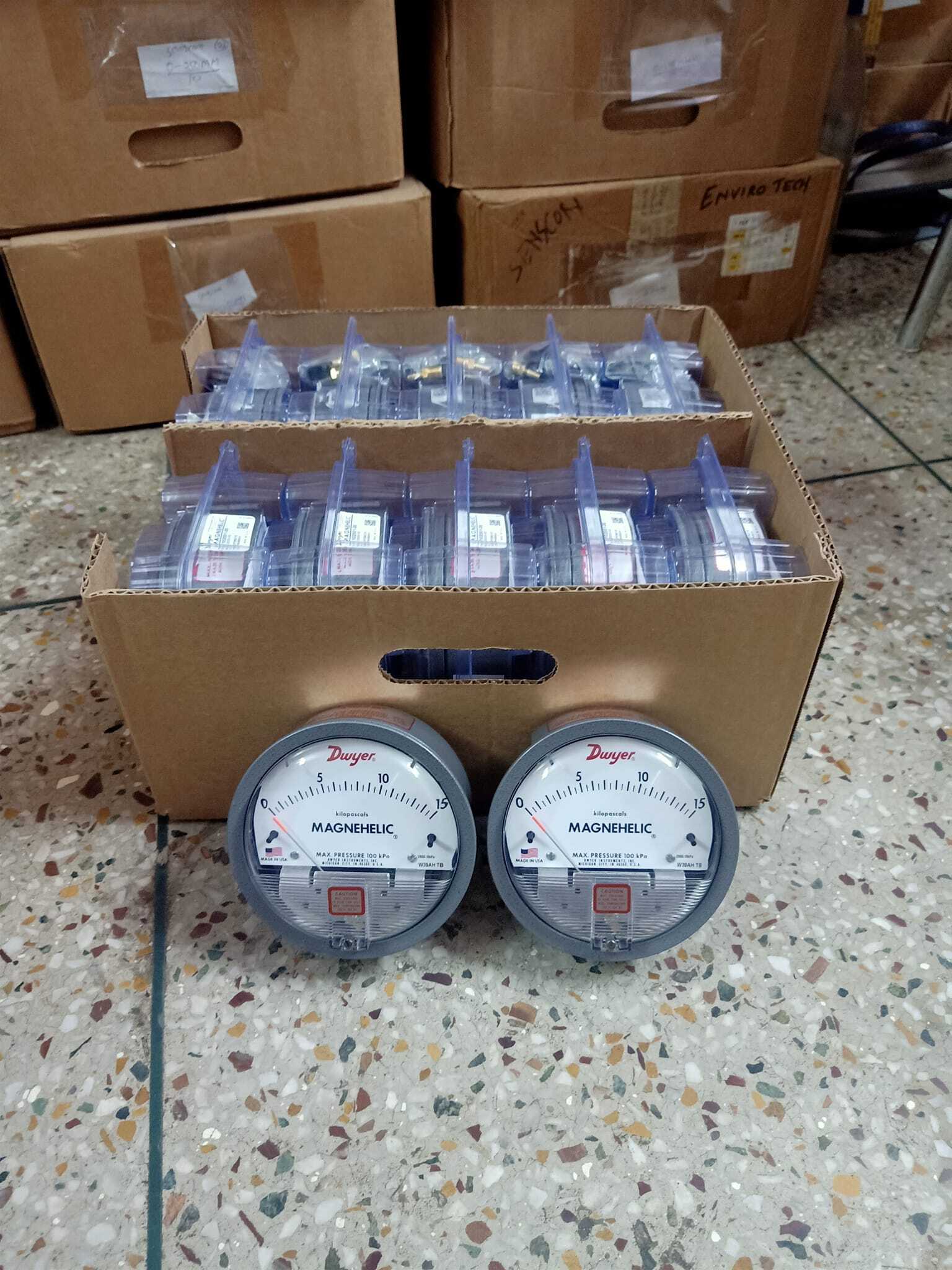 Dwyer Magnehelic Gauge Distributor In Thiruvananthapuram Kerala India Accuracy: A 2% (-Ha Model A 1) Of Fs (A 3% (-Ha A 1.5%) On -0