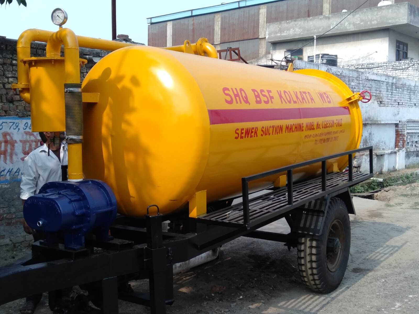 Sewer Suction Machine - Metal, 1000-5000 Ltr Capacity | 400 Cum/hr Vacuum Blower, Manual Cleaning, Custom Color Options, Brand New