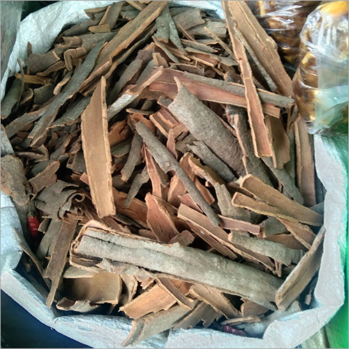 ब्राउन दालचीनी स्टिक