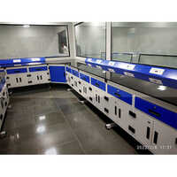 इलेक्ट्रिकल रेस वे के साथ टिकाऊ प्रयोगशाला वॉल साइड टेबल