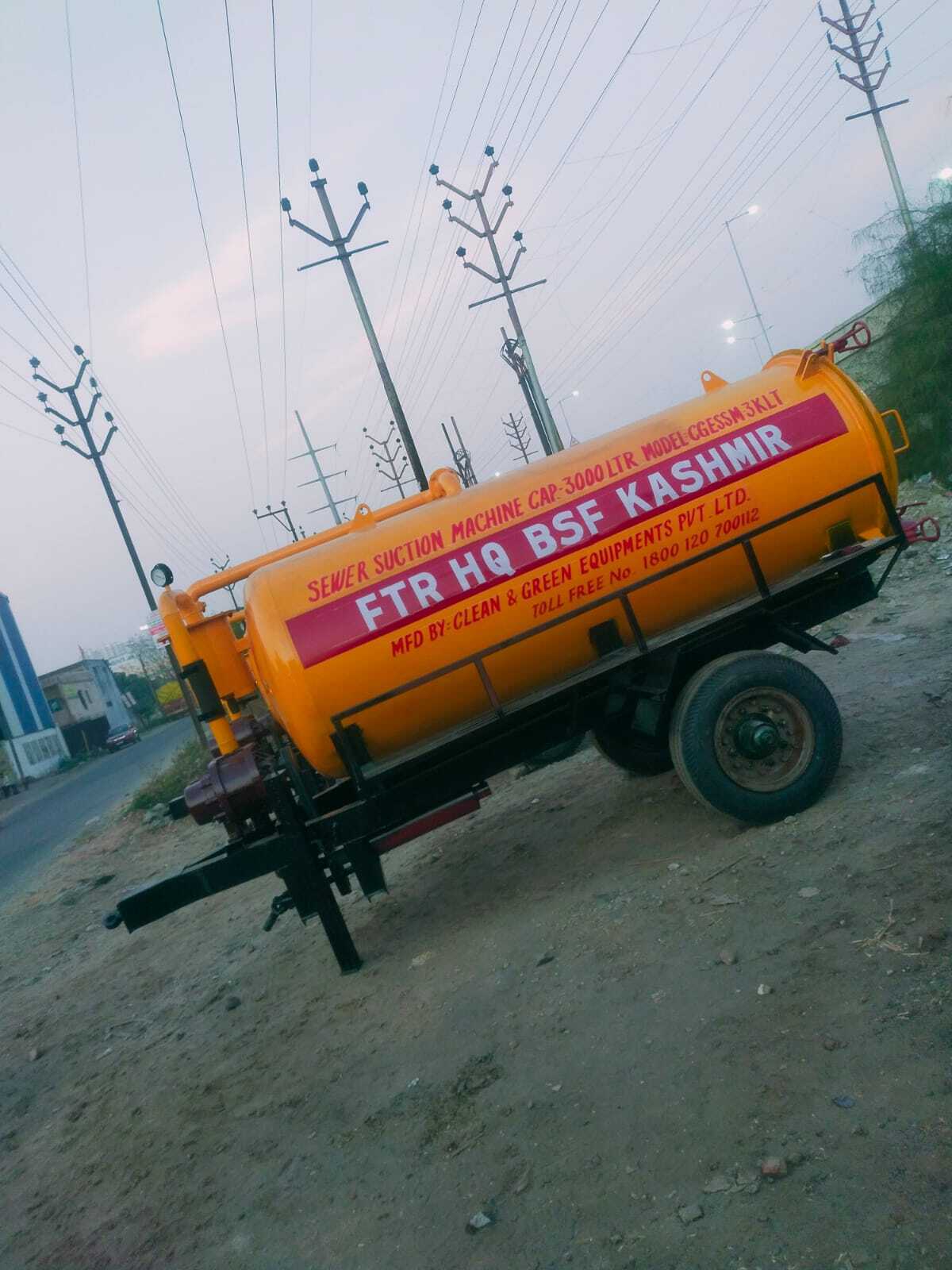 Sewer Suction Machine - Metal, 4.3m Length X 2.1m Height X 1.6m Width | 3000 Litre Capacity, Diesel Powered, 250 Cum/hr Vacuum Blower, Manual Cleaning