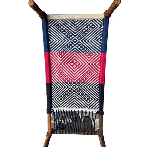 टिकाऊ आधुनिक लकड़ी की चारपाई