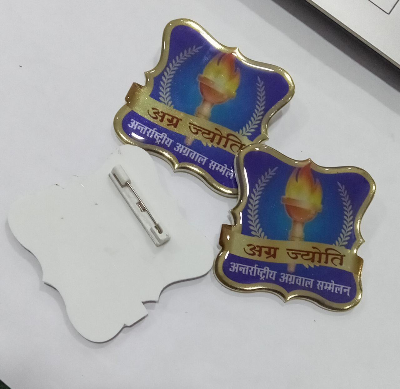 Printed Golden Badge - Customized Golden Acrylic, High Gloss Finish, Round Shape, Pin Type | Logo Style: Custom Design, Pattern: Printed