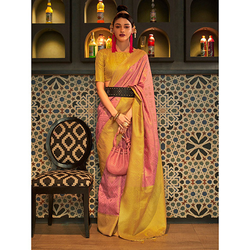 विभिन्न उपलब्ध महिलाओं की काइज़ा सिल्क साड़ी