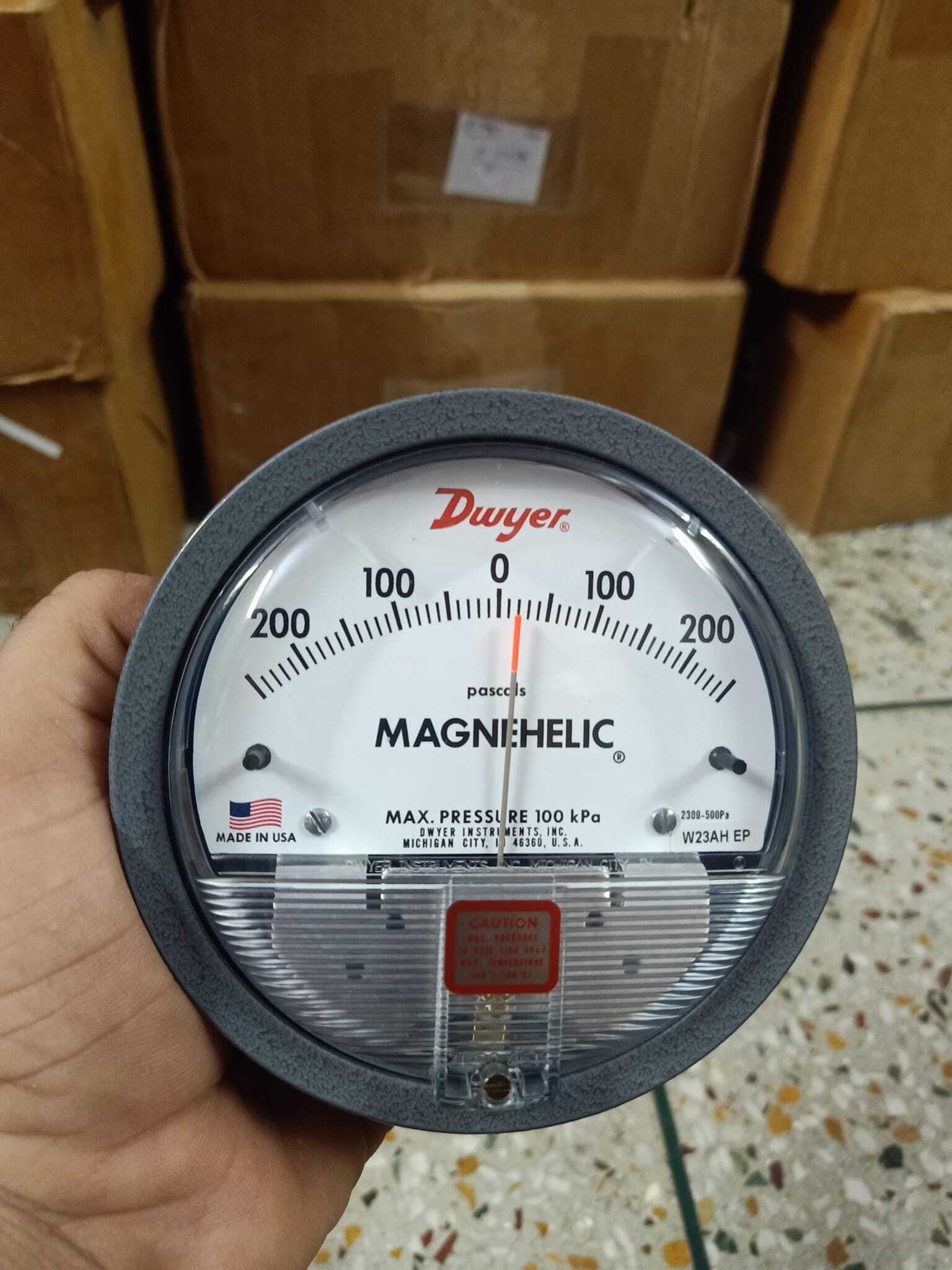 Dwyer Magnehelic Gauge Supplier For Kalna West Bengal Accuracy: A 2% (-Ha Model A 1) Of Fs (A 3% (-Ha A 1.5%) On -0