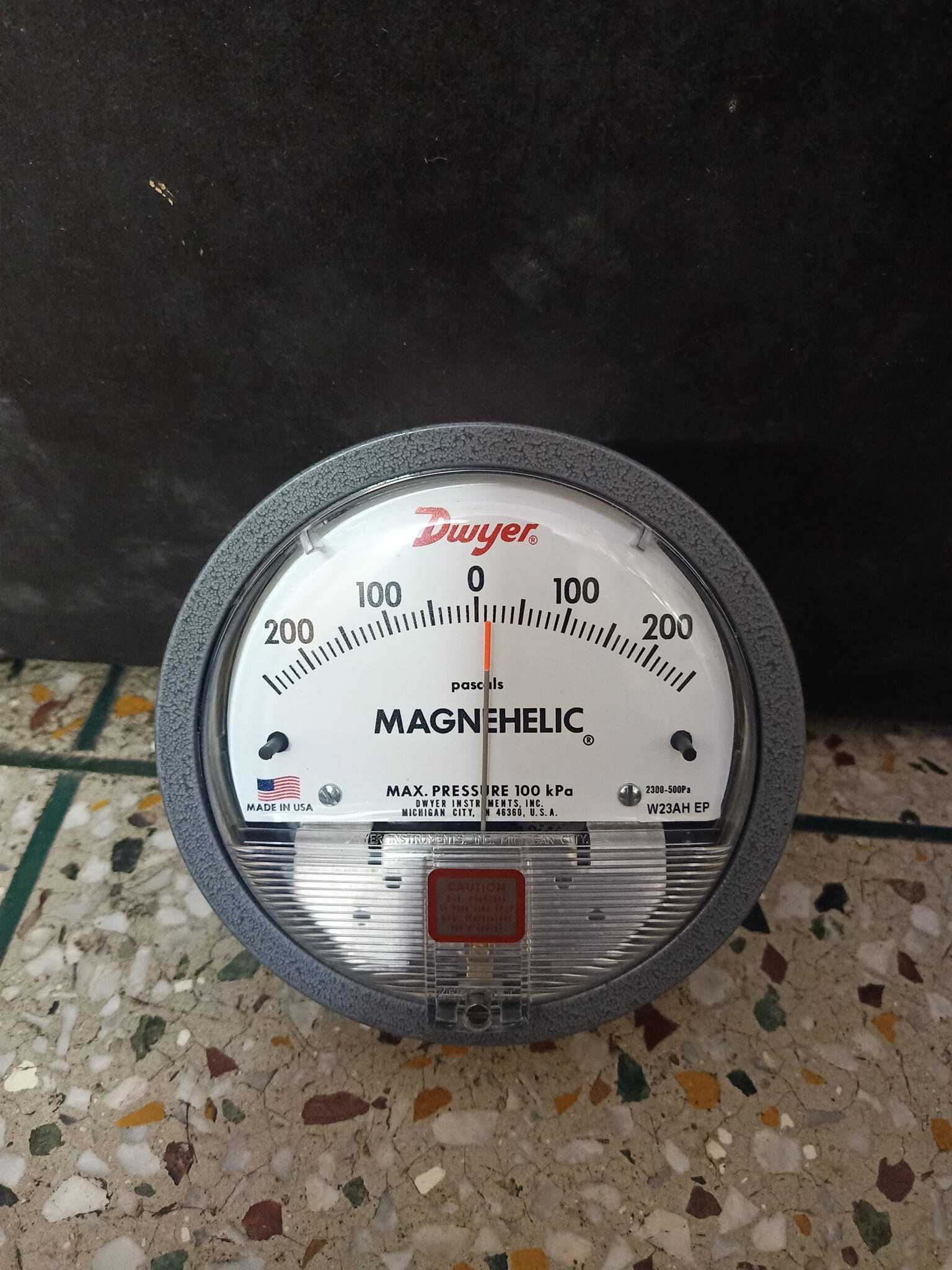 Dwyer Magnehelic Gauge Supplier For Kalna West Bengal Accuracy: A 2% (-Ha Model A 1) Of Fs (A 3% (-Ha A 1.5%) On -0