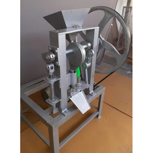 कम ऊर्जा खपत वाली पूरी तरह से स्वचालित कैम्फर टैबलेट बनाने की मशीन