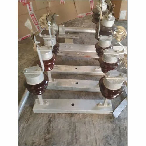 टू हॉर्न गैप फ्यूज एप्लीकेशन: इलेक्ट्रिक लाइन फिटिंग