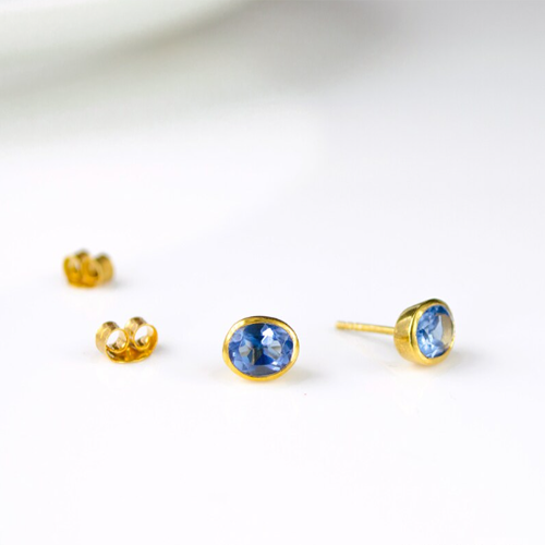 Kyanite Quartz Gemstone Oval Shape 8x12mm Gold Vermeil Bezel Stud - Jewelry Type: Earrings