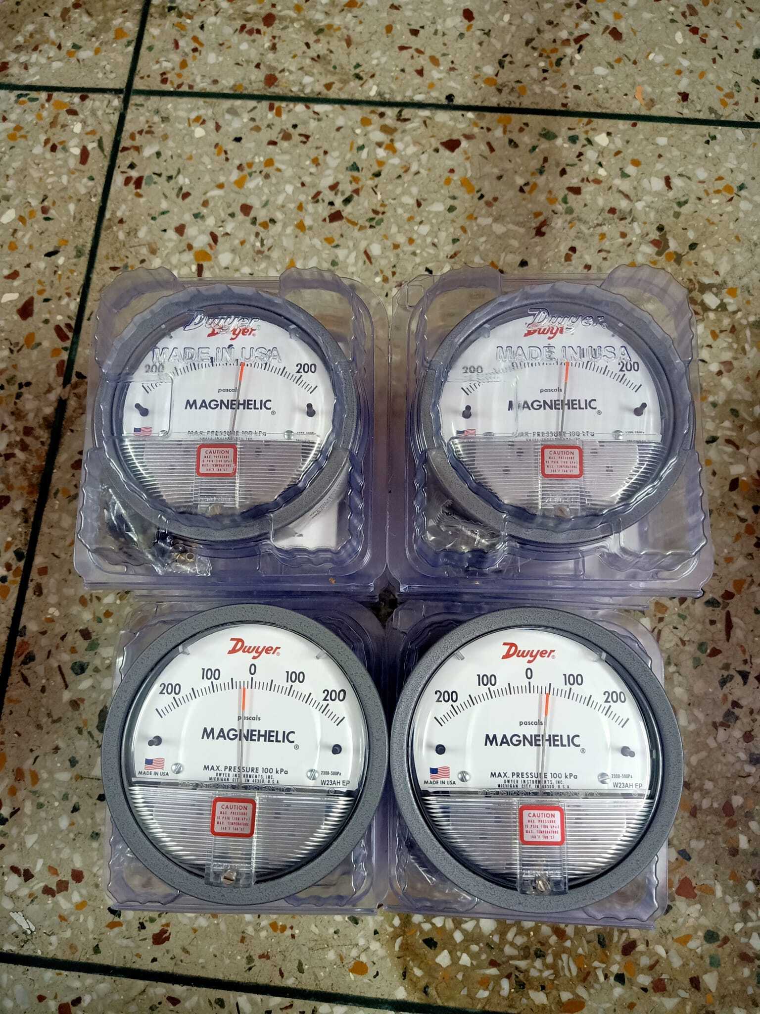 Dwyer Magnehelic Gauge Distributor For Dhanbad Jharkhand Accuracy: A 2% (-Ha Model A 1) Of Fs (A 3% (-Ha A 1.5%) On -0