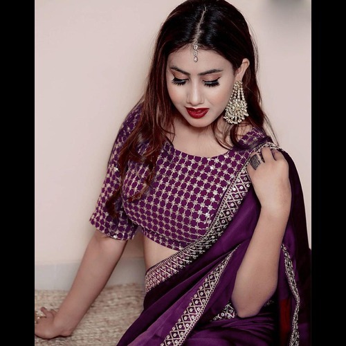Dola Silk Saree - Luxurious Handwoven Fabric, Elegant Design & Vibrant Colors
