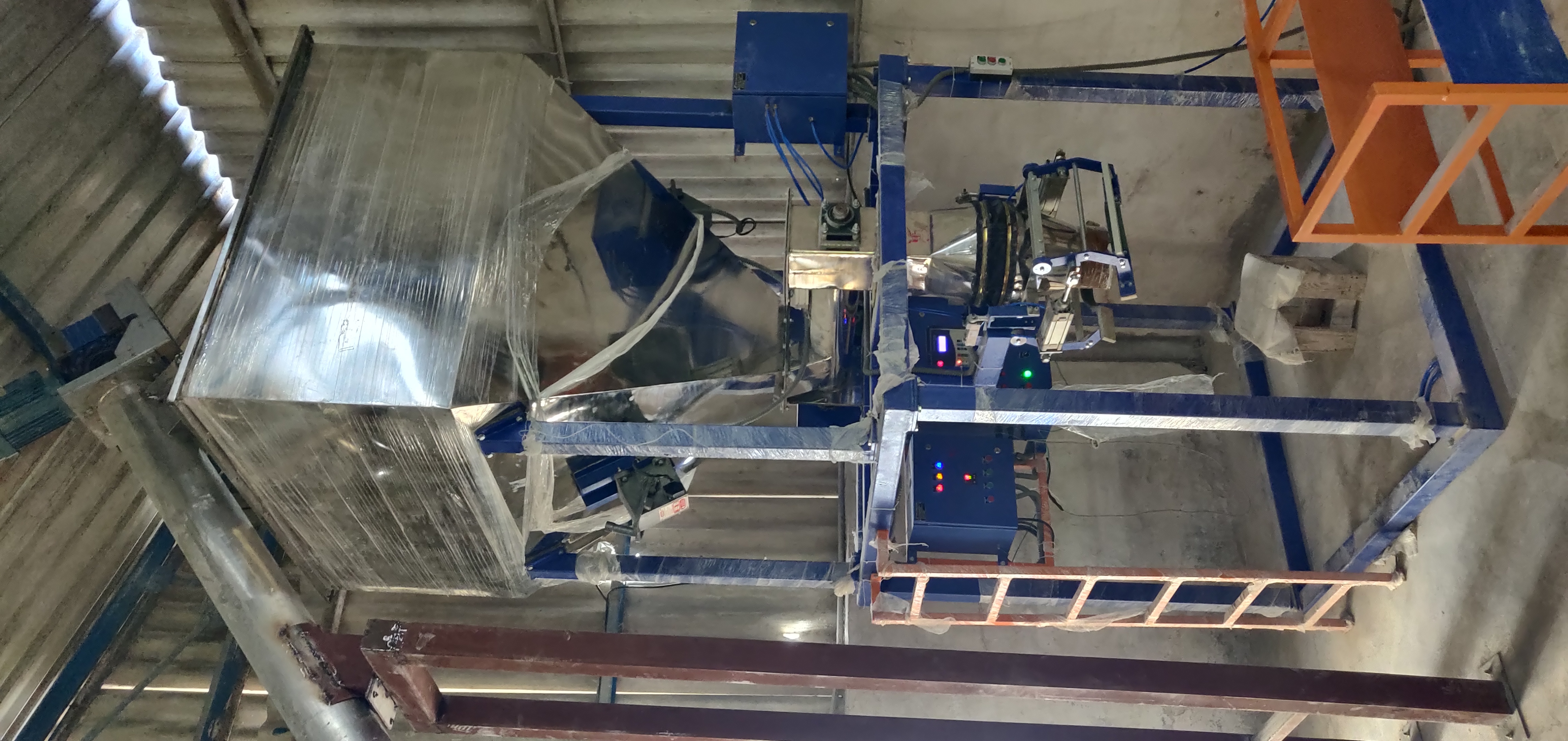 Screw Feeder Gross Type Bag Filling Machine - Material As Per Customer Requirement Semi-automatic Operation Plc Control System Computerized Weighing