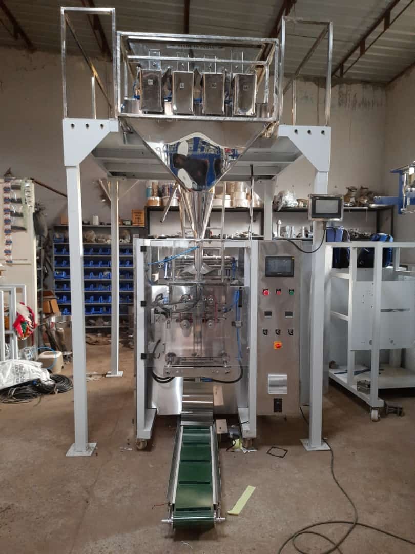 Silver Automatic Tea Pouch Packing Machine