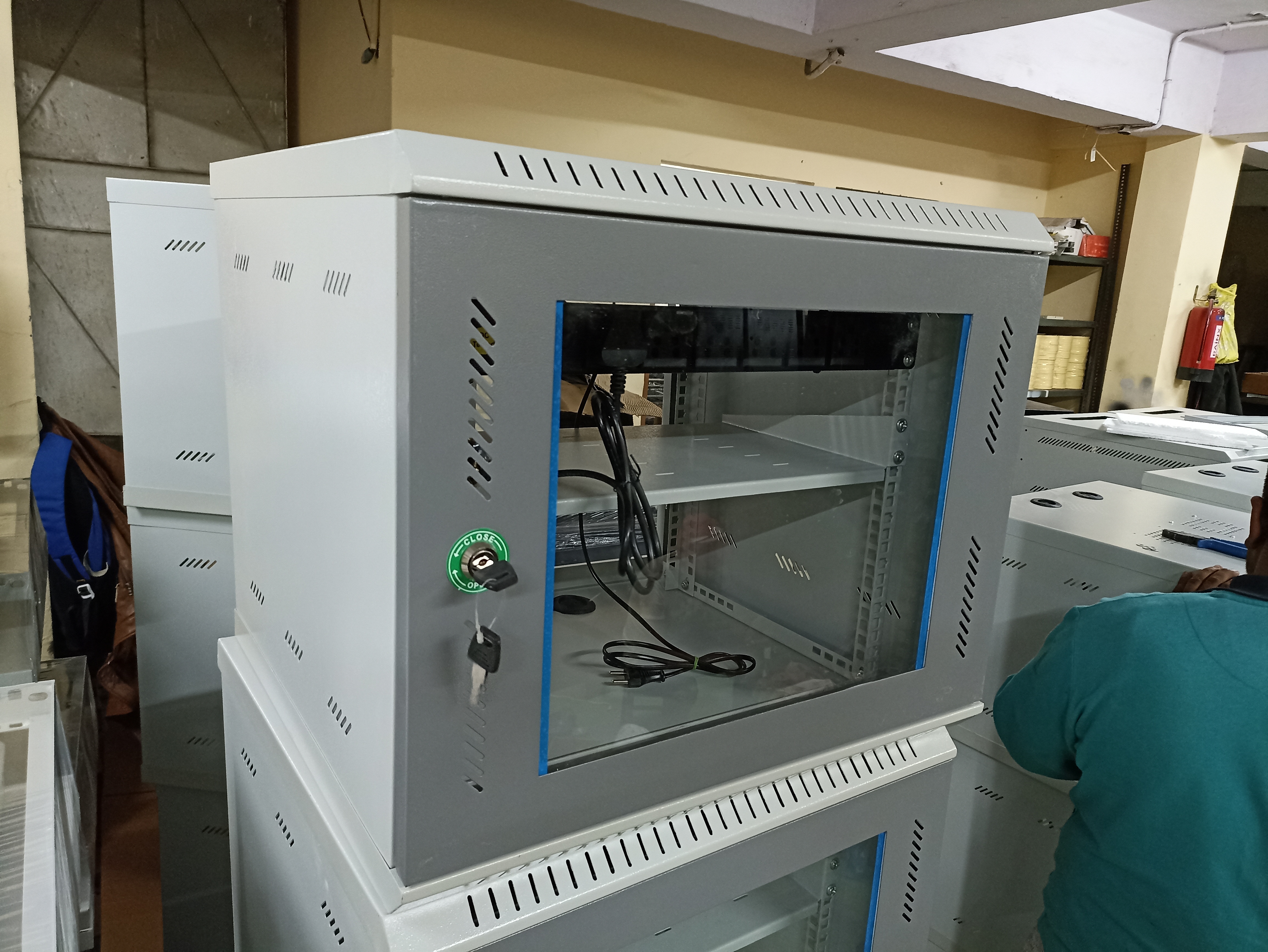 Wall Mount 9u Networking Rack Build By Tarkus - Capacity: 25 Kg/day