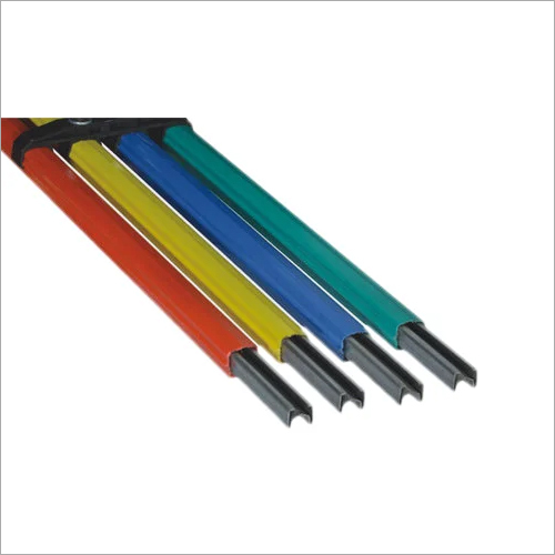 रस्ट प्रूफ डीएसएल श्राउडेड बसबार सिस्टम