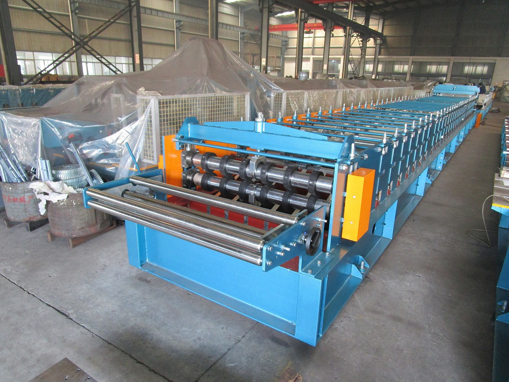 Automatic Floor Metal Decking Panel Roll Forming Machine