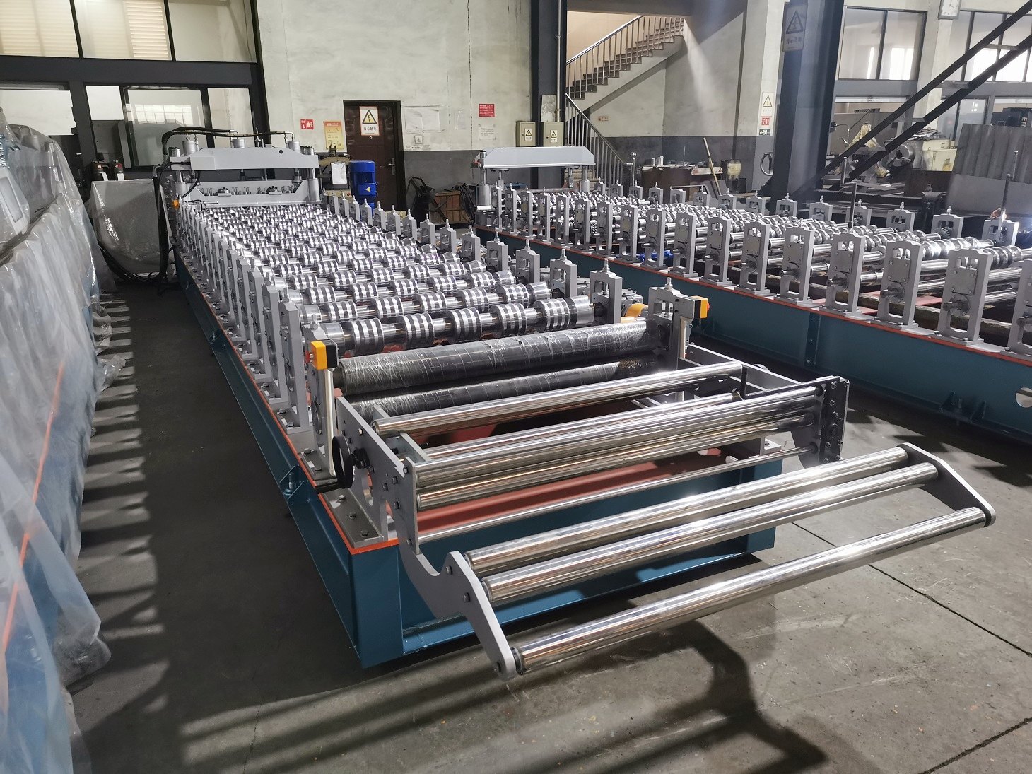 Automatic Good Quality Glazed Aluminium Composite Roof Tile Roll Panel Forming Machine