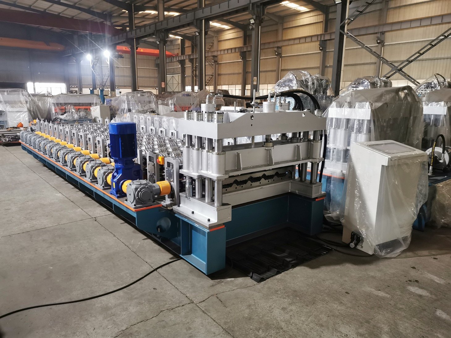 Automatic Good Quality Glazed Aluminium Composite Roof Tile Roll Panel Forming Machine