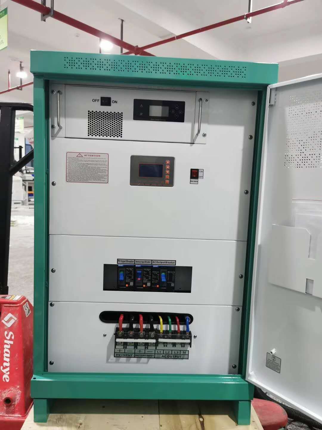 White 50kw Off Grid Hybrid Solar Inverter With Mppt 100a Charge Controller