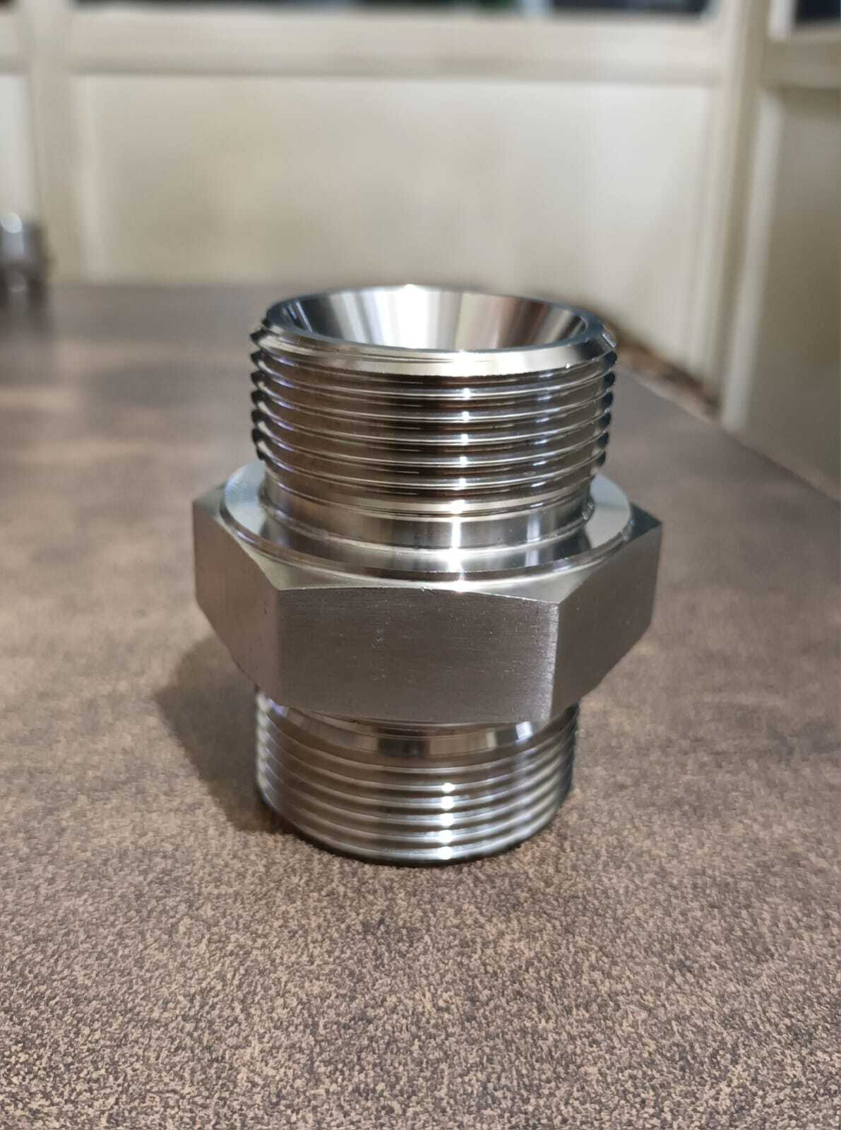 Hydraulic Adapter - Stainless Steel, 1/2 Inch Size, Silver Color, Hex Shape | Industrial Usage, Male Connection Type, Wholesale Manufacturer