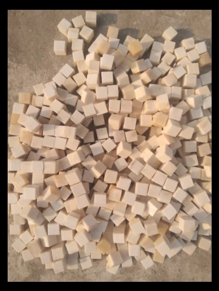 Bone Ludo Dice - Bone Material, Different Sizes Available | Commercial Usage With Classic Design For Engaging Gameplay