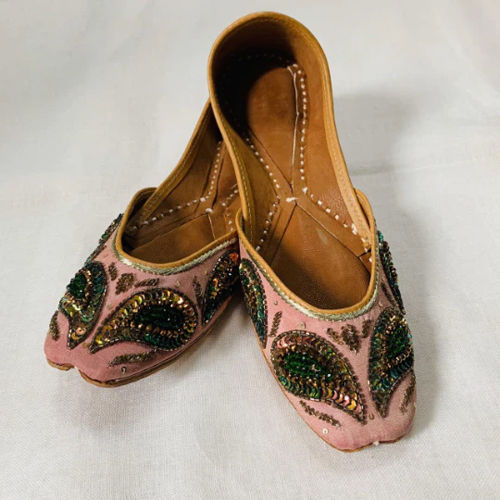 Breathable Sequin Punjabi Juttis With Floral Pattern On Peach Colour