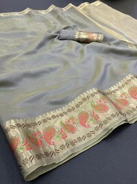 कैज़ुअल मेघना ग्रे ऑर्गेंज़ा सिल्क साड़ी