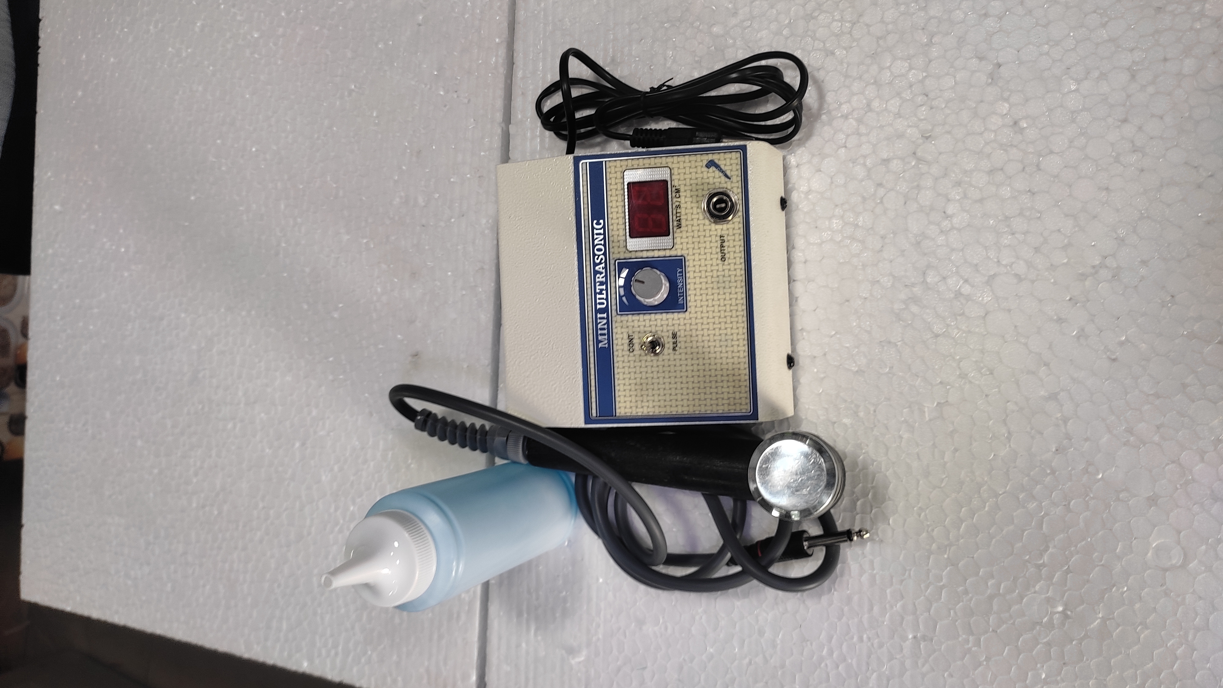Steel Mini Ultrasonic Therapy Unit