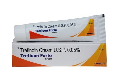 ट्रेटिनॉइन 0.05% ऊपर