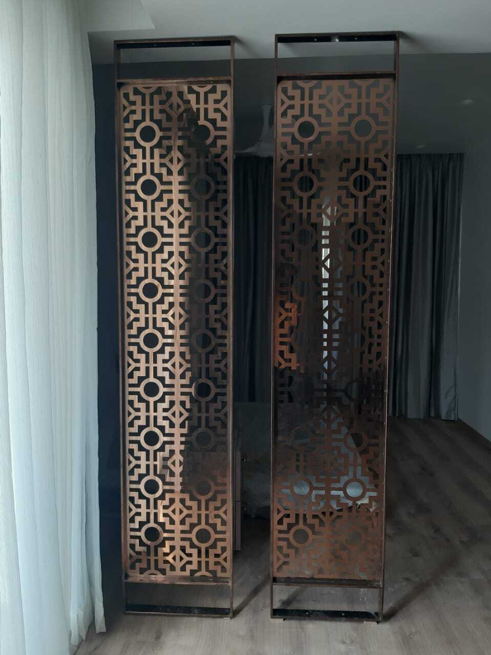 Pvd Partition - Artwork: Carving