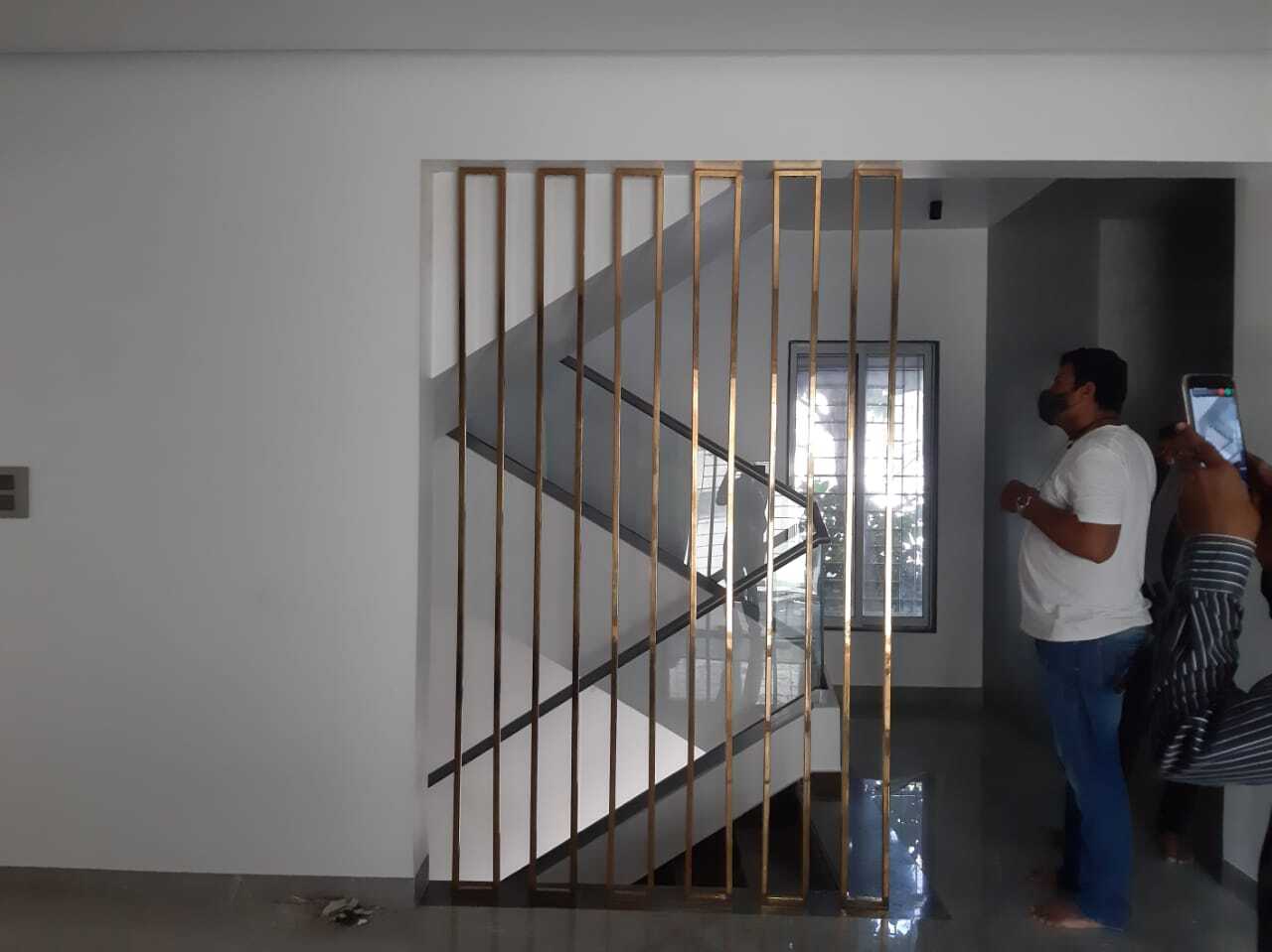Pvd Partition - Artwork: Carving