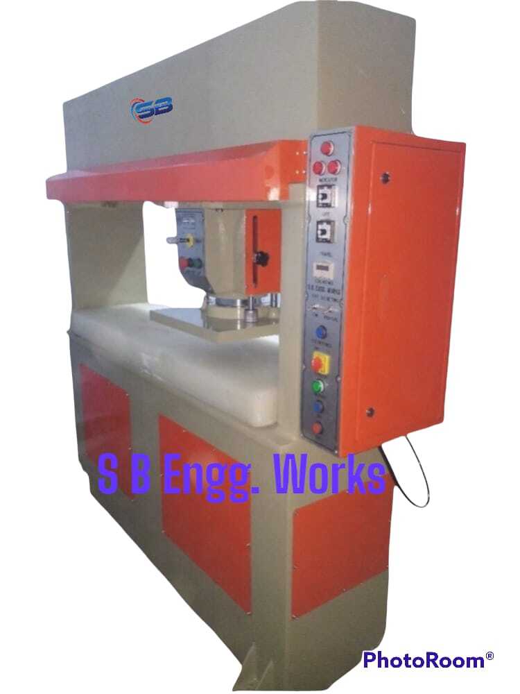 Travel Head Clicker Machine - 30 Ton Capacity, 63x20 Inch Punching Board Size, Low Noise Hydraulic System | High Efficiency, Low Energy Consumption, Safe Operation